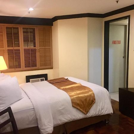 סן פדרו מקאטי Lourdes Suites מראה חיצוני תמונה