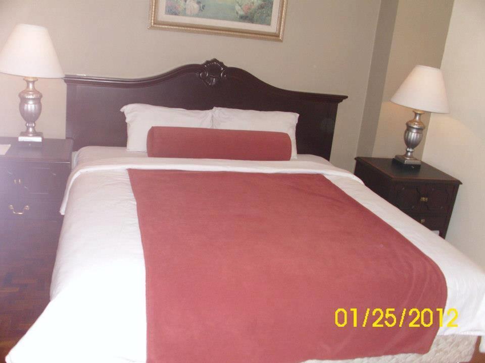 סן פדרו מקאטי Lourdes Suites מראה חיצוני תמונה
