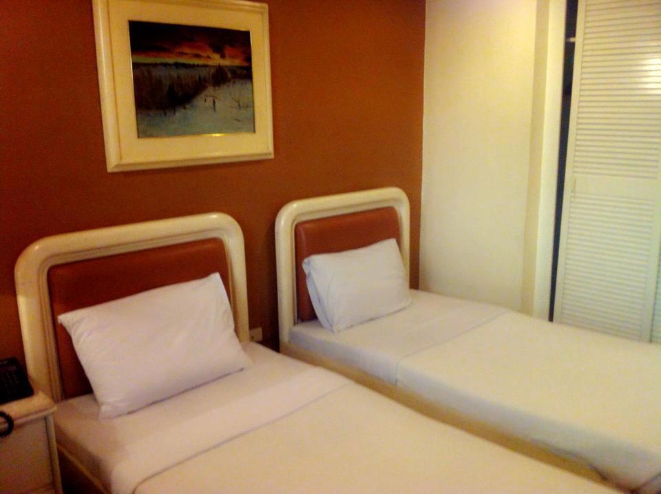 סן פדרו מקאטי Lourdes Suites מראה חיצוני תמונה