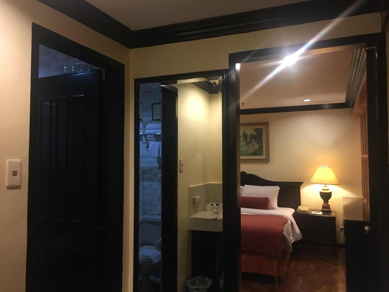 סן פדרו מקאטי Lourdes Suites מראה חיצוני תמונה