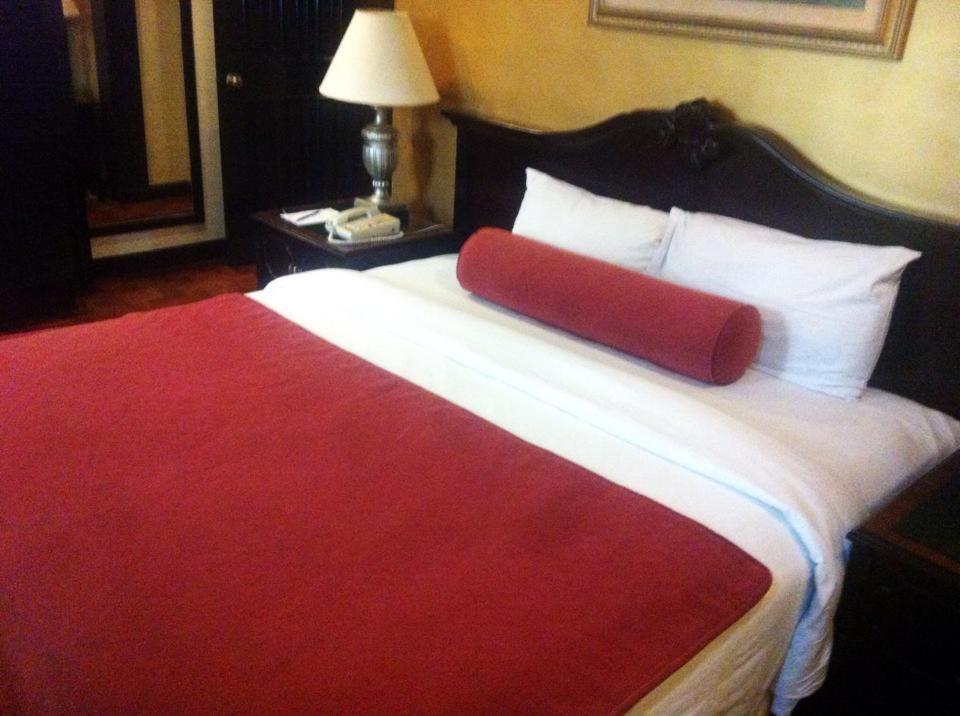 סן פדרו מקאטי Lourdes Suites מראה חיצוני תמונה